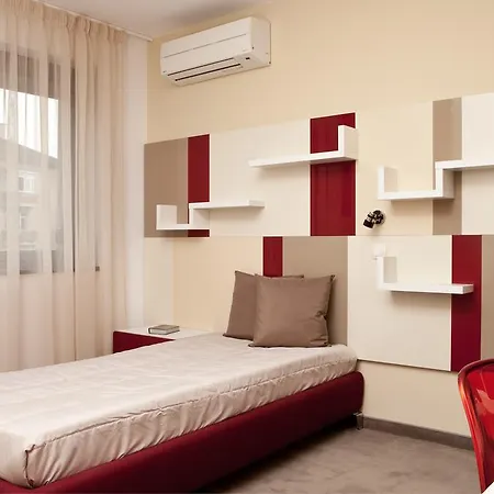 Cleves Boulevard Corporate & Leisure