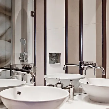 Cleves Boulevard Corporate & Leisure Apartment