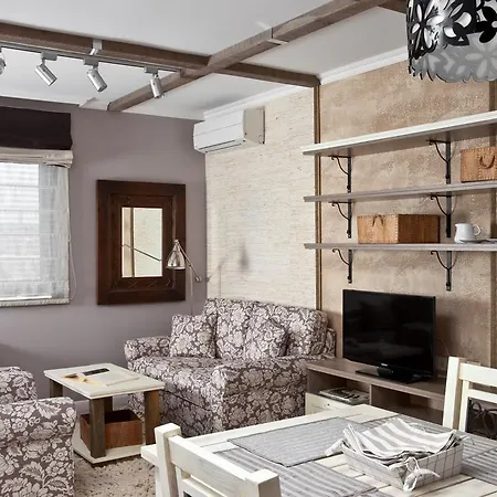 Cleves Boulevard Corporate & Leisure