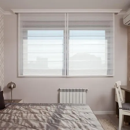 Cleves Boulevard Corporate & Leisure Apartment *