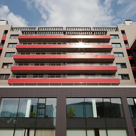 Cleves Boulevard Corporate & Leisure