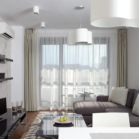 Apartment Cleves Boulevard Corporate & Leisure